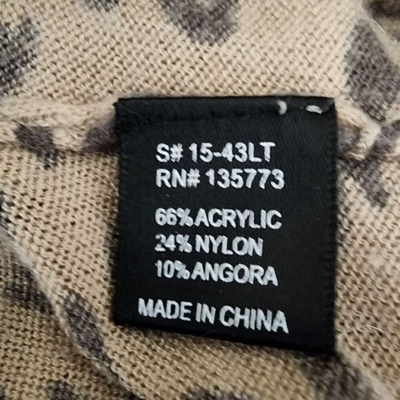 OLIVACEOUS WOMEN'S LEOPARD PRINT ZIPPER BACK SWEATER TOP SIZE MEDIUM - Picture 7 of 7